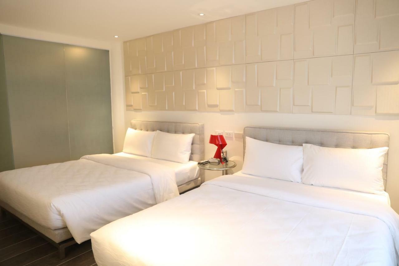 City Park Hotel Residences Taguig Exterior photo